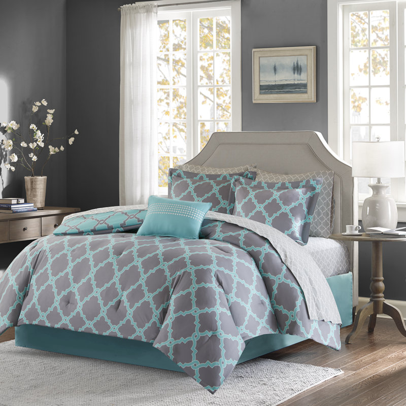 Willa Arlo Interiors Reversible Complete Comforter And